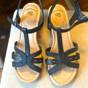 SO brand girls wedge sandals